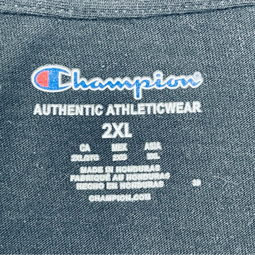 Men's Champion Tshirt, 2XL - Picture 4 of 6